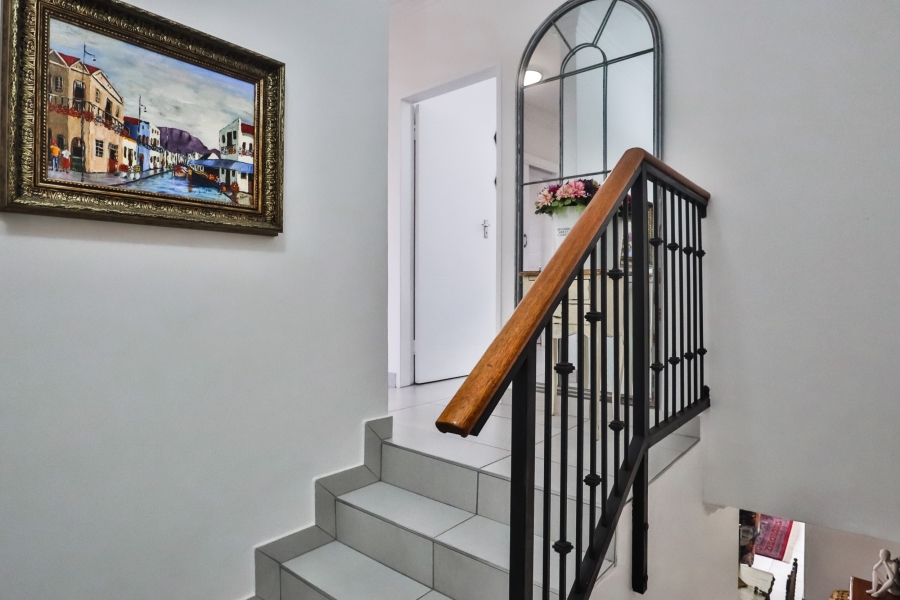 3 Bedroom Property for Sale in The Coves North West